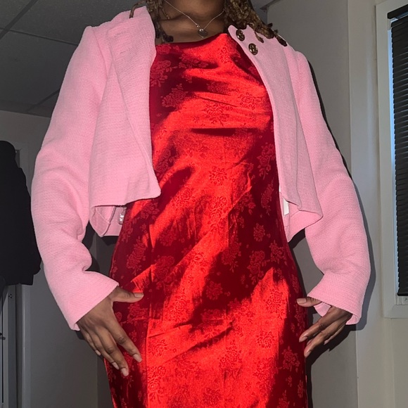 11/11 sale! Cropped Zara overcoat — perfect for Valentine’s/Galentine’s Day!💗 - Picture 4 of 8